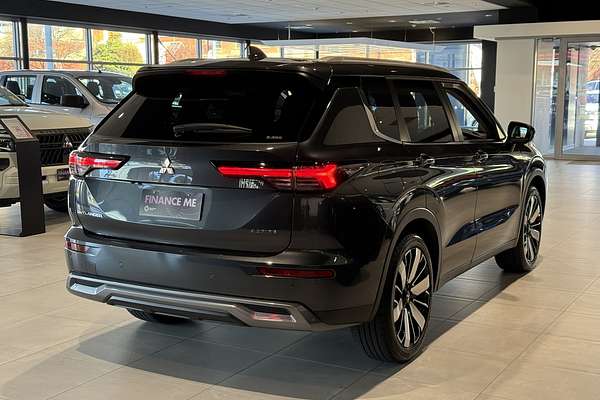 2025 Mitsubishi Outlander Aspire ZM