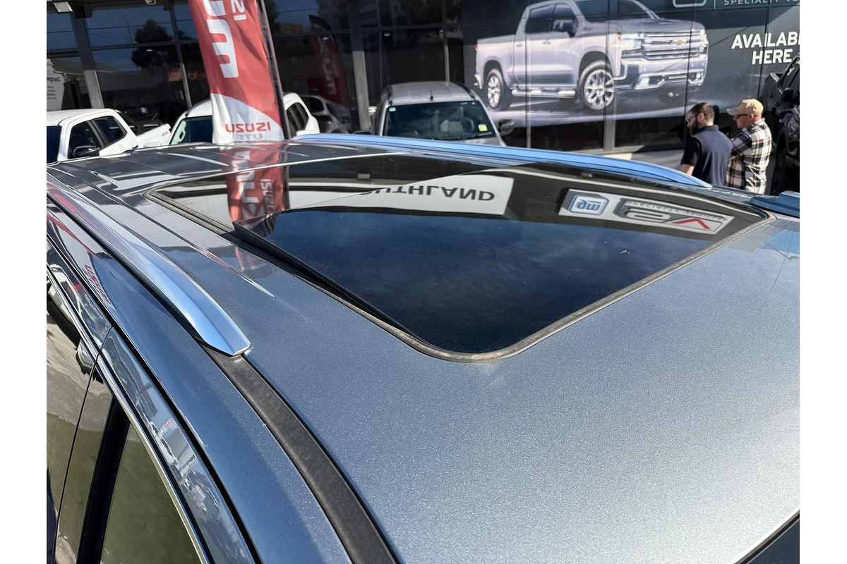 2025 GMC Yukon Denali T1