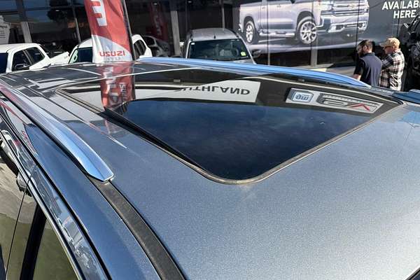 2025 GMC Yukon Denali T1