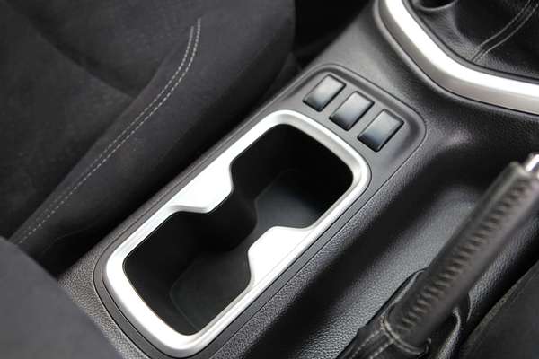 2015 Nissan Navara ST D23 Rear Wheel Drive