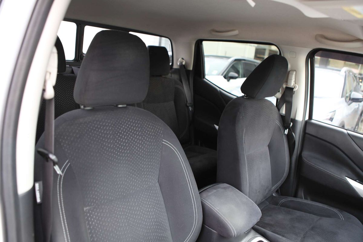 2015 Nissan Navara ST D23 Rear Wheel Drive