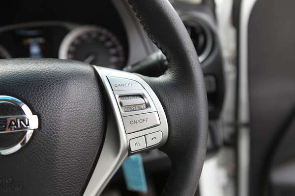 2015 Nissan Navara ST D23 Rear Wheel Drive