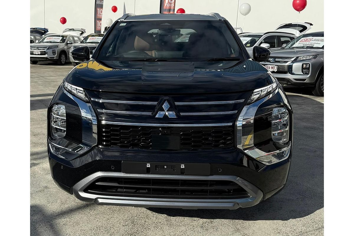 2025 Mitsubishi Outlander Exceed Tourer ZM