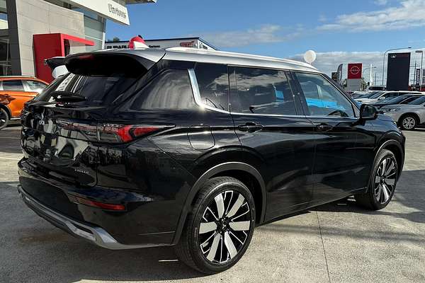 2025 Mitsubishi Outlander Exceed Tourer ZM