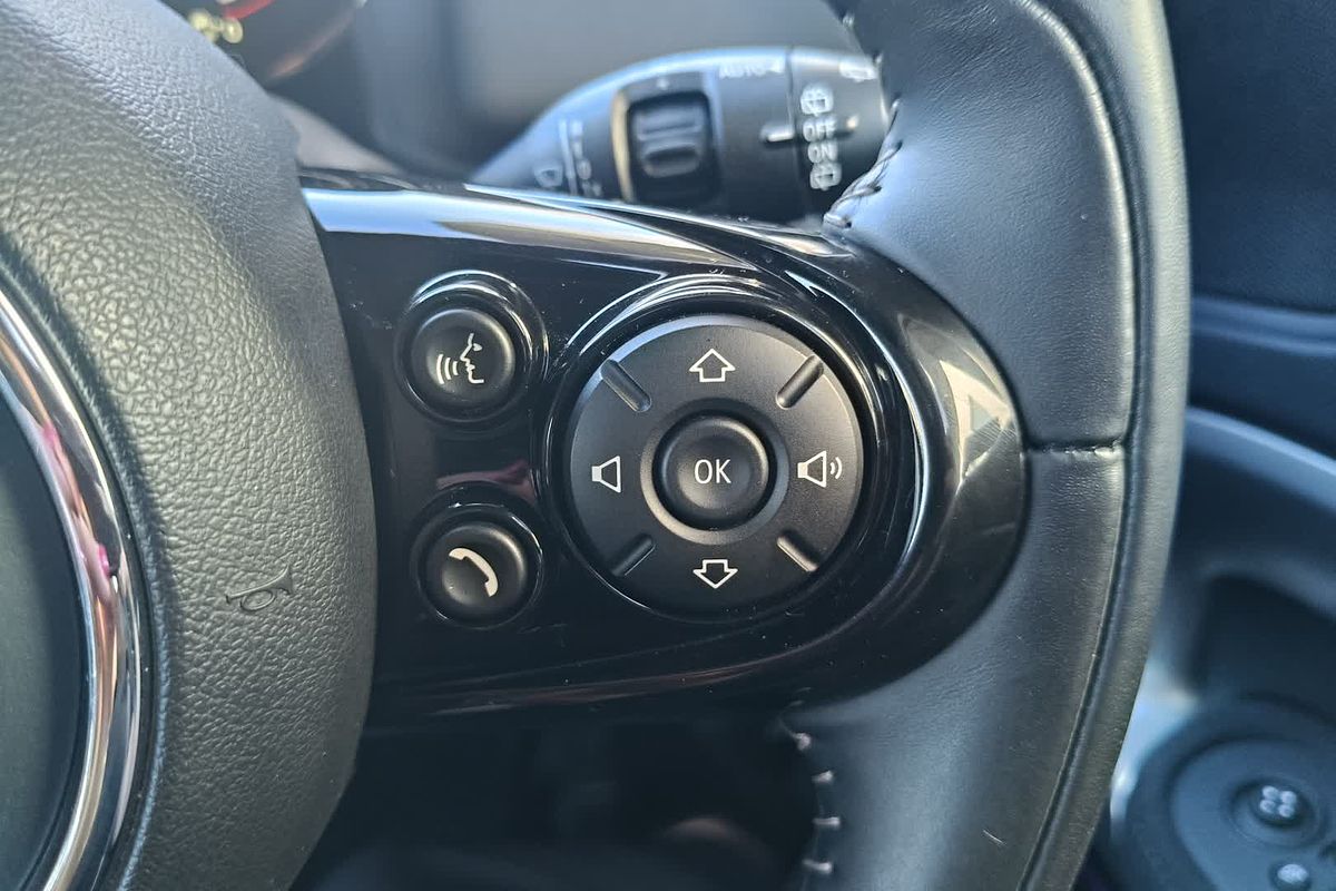 2020 MINI Countryman Cooper SE Classic F60 LCI