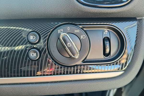 2020 MINI Countryman Cooper SE Classic F60 LCI