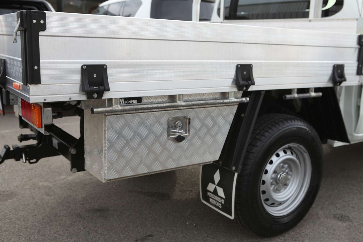 2020 Mitsubishi Triton GLX MR 4X4
