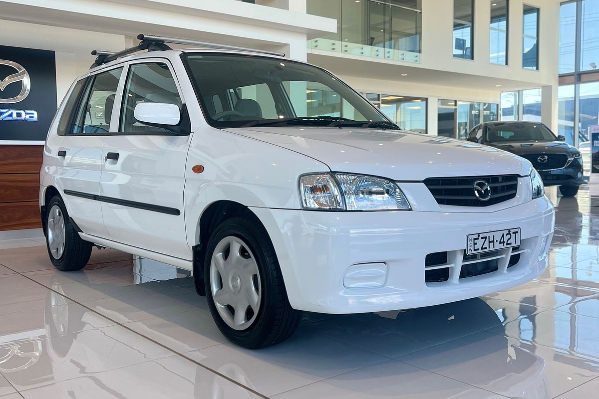 2001 Mazda 121 Shades Metro DW Series 2