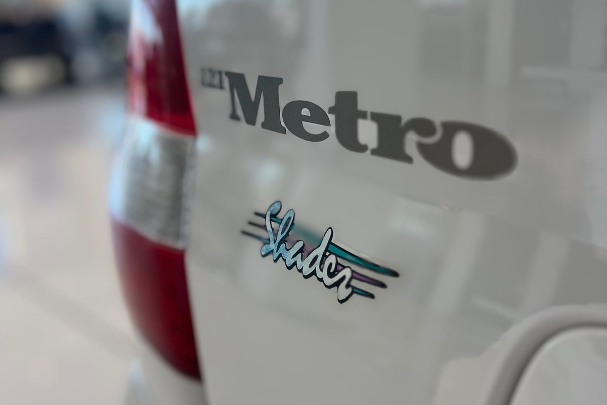 2001 Mazda 121 Shades Metro DW Series 2
