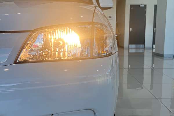 2001 Mazda 121 Shades Metro DW Series 2