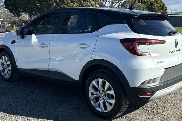 2022 Renault Captur Zen XJB