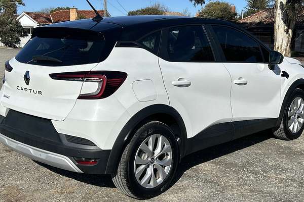 2022 Renault Captur Zen XJB
