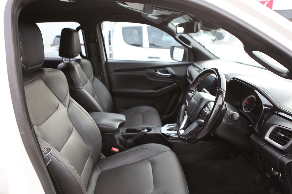 2021 Isuzu D-MAX X-TERRAIN 4X4