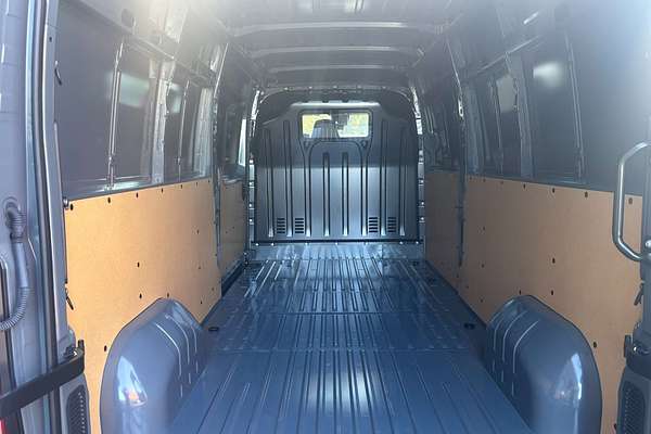 2025 Renault Master Pro 110kW X62 Phase 2 LWB