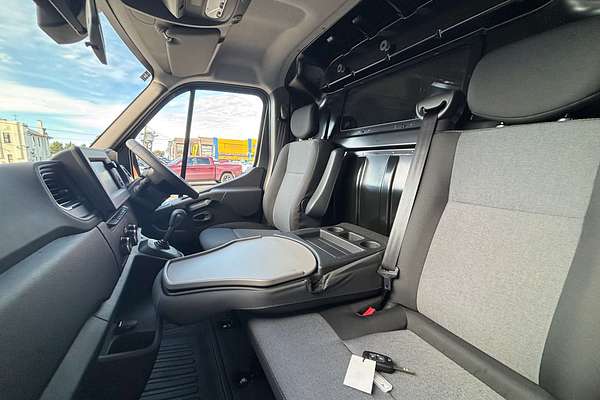 2025 Renault Master Pro 110kW X62 Phase 2 LWB