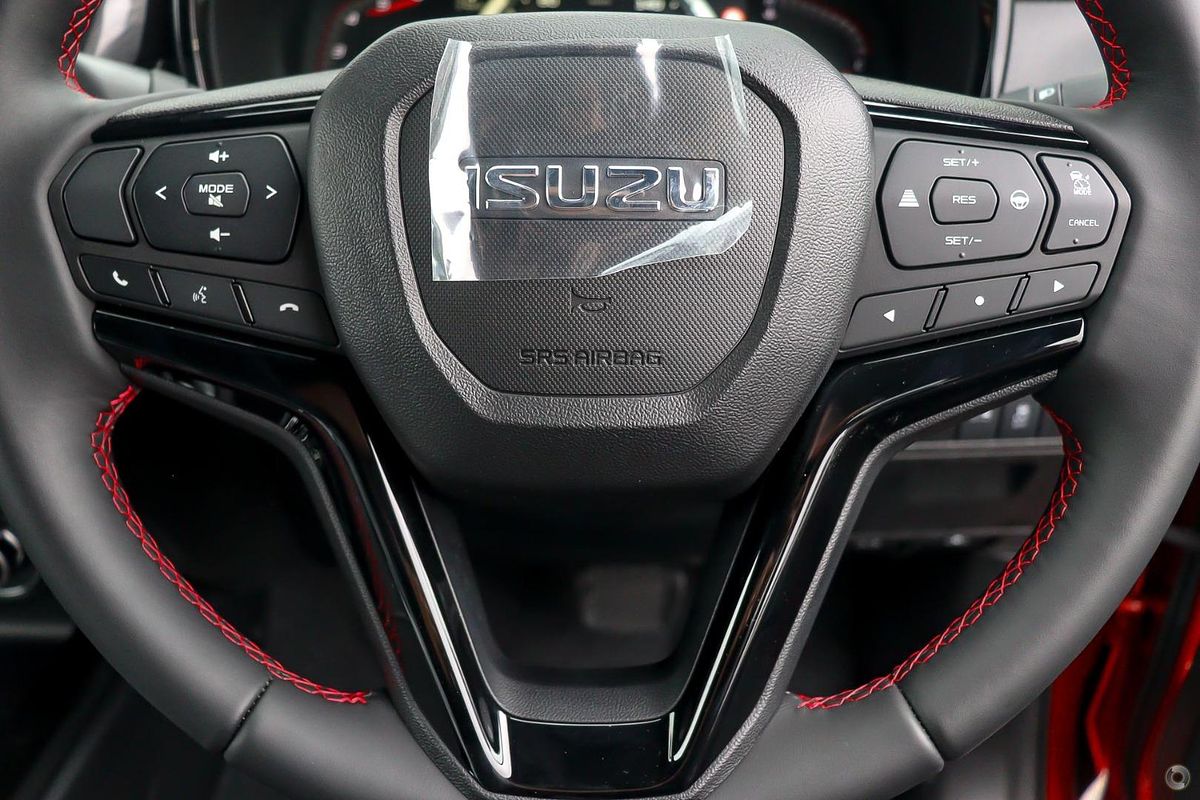 2025 Isuzu D-MAX X-TERRAIN 4X4