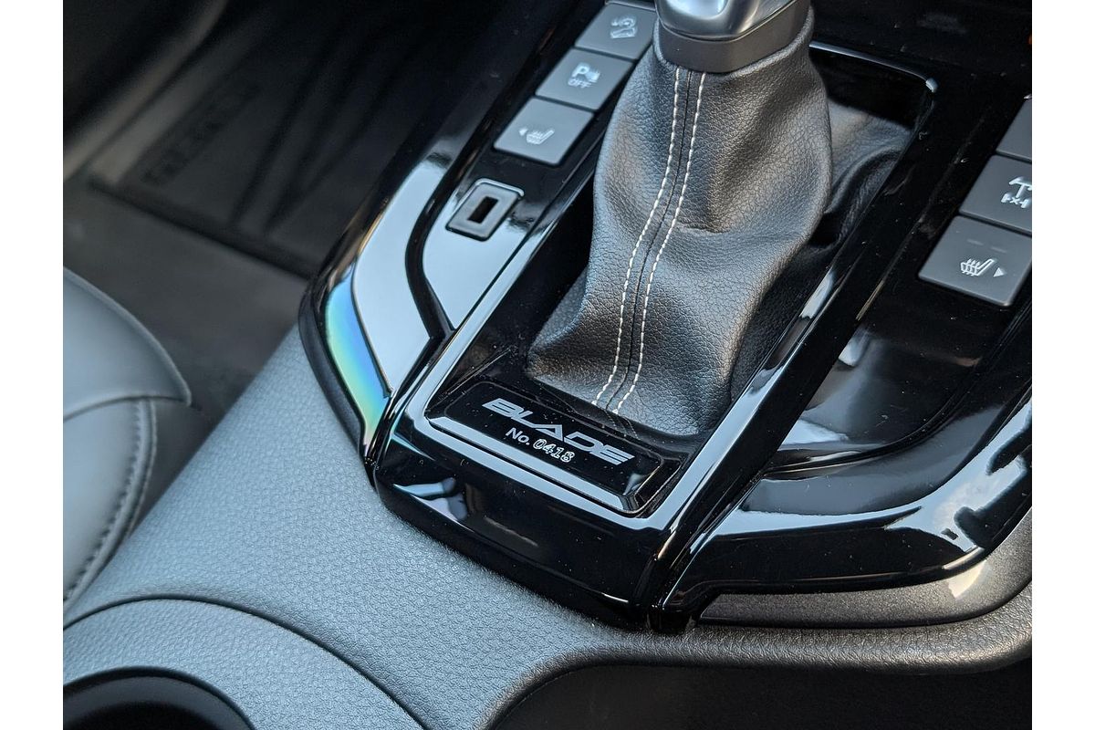 2025 Isuzu D-MAX BLADE 4X4