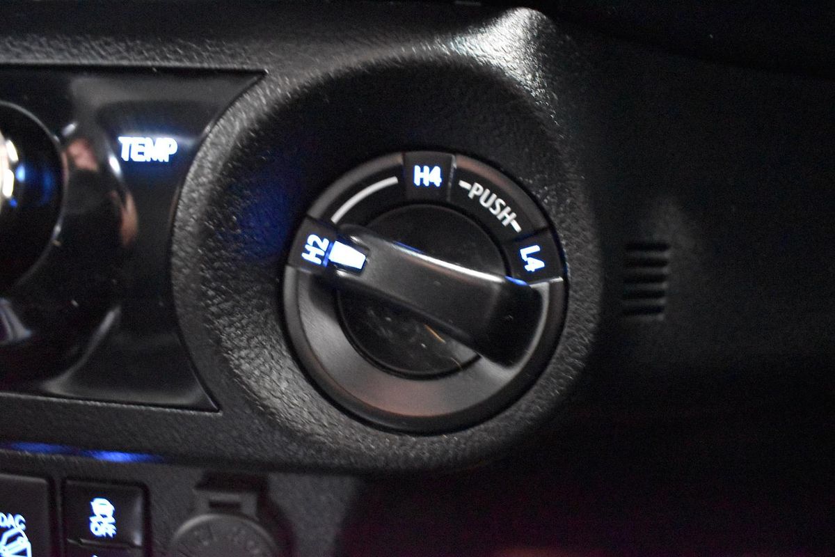 2021 Toyota Hilux SR5 GUN126R 4X4