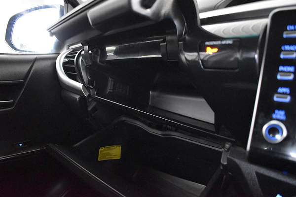 2021 Toyota Hilux SR5 GUN126R 4X4