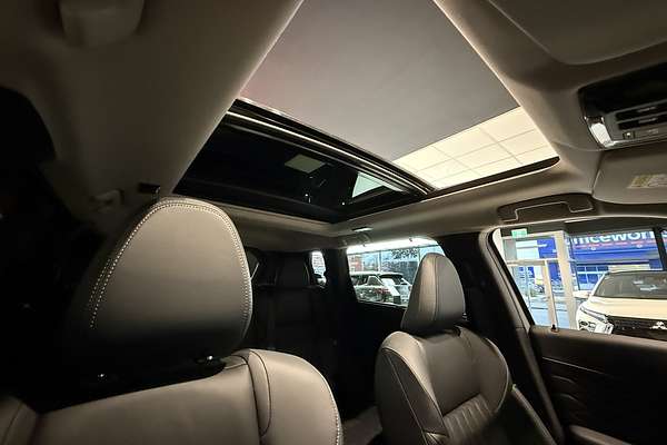 2025 Mitsubishi Outlander Exceed ZM