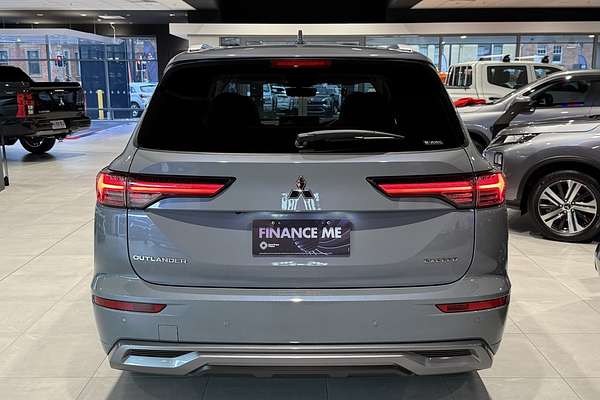 2025 Mitsubishi Outlander Exceed ZM