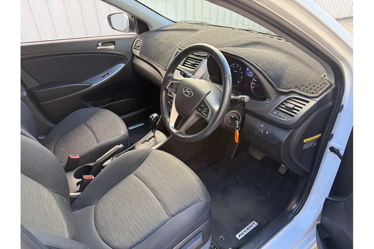 2018 Hyundai Accent Sport RB6