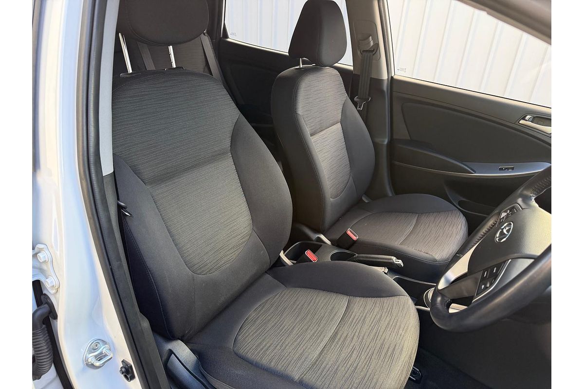 2018 Hyundai Accent Sport RB6