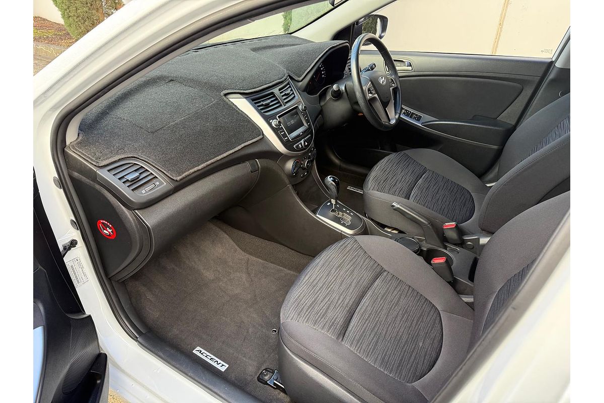 2018 Hyundai Accent Sport RB6