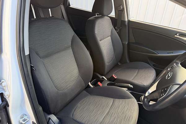2018 Hyundai Accent Sport RB6