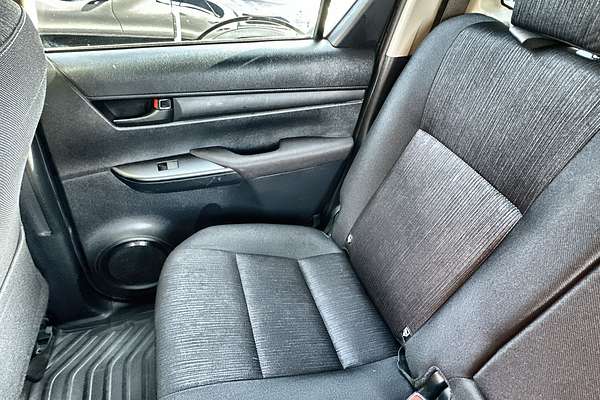 2019 Toyota Hilux SR GUN126R 4X4