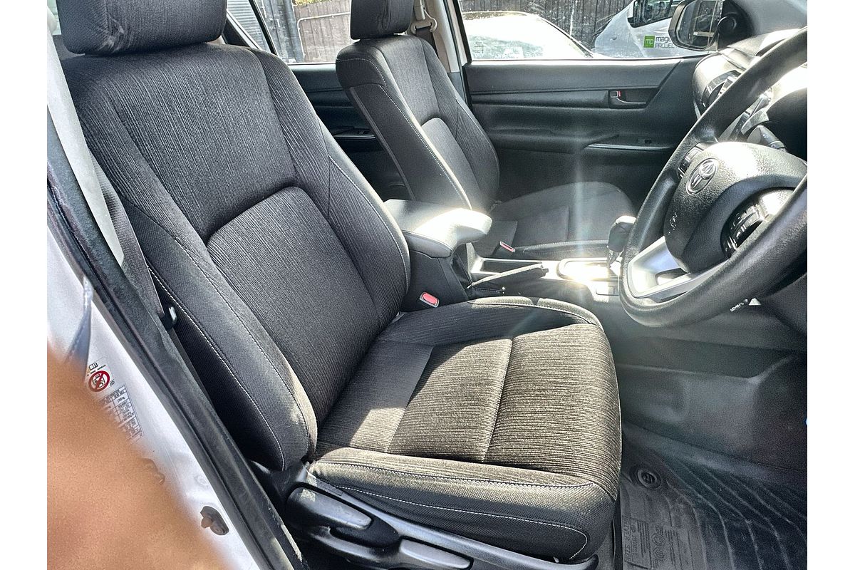 2019 Toyota Hilux SR GUN126R 4X4