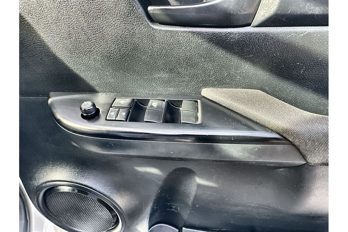 2019 Toyota Hilux SR GUN126R 4X4