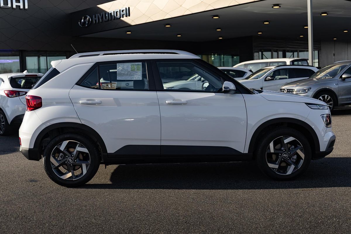 2025 Hyundai Venue Active QX.V5