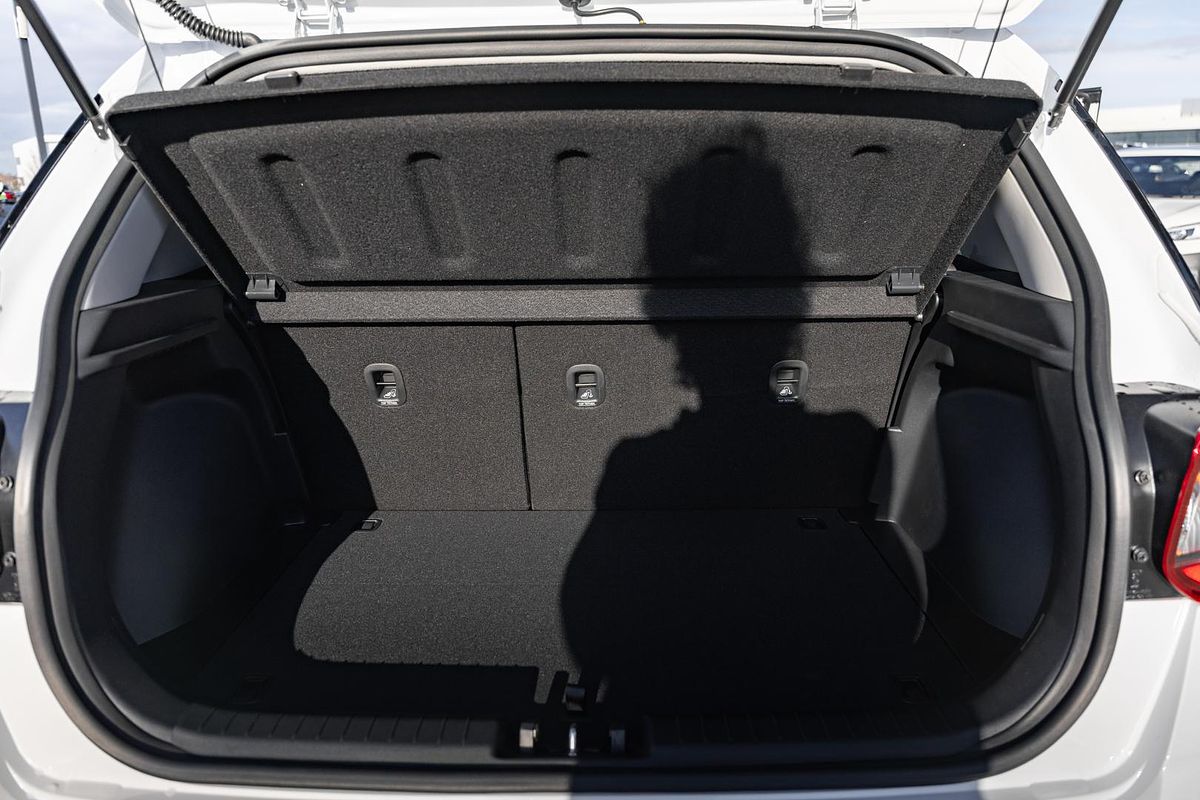 2025 Hyundai Venue Active QX.V5
