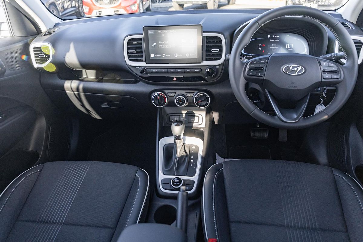 2025 Hyundai Venue Active QX.V5