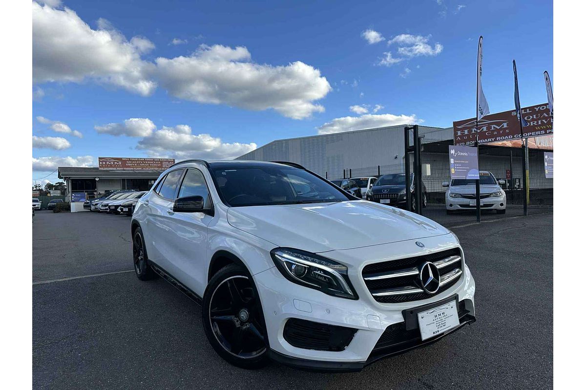 2015 Mercedes-Benz GLA-Class GLA250 X156