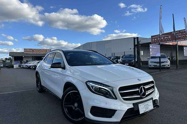 2015 Mercedes-Benz GLA-Class GLA250 X156