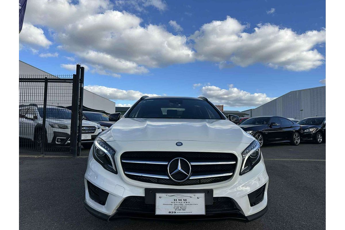 2015 Mercedes-Benz GLA-Class GLA250 X156