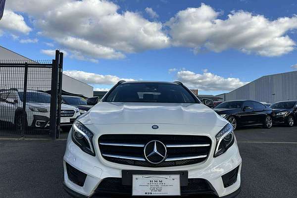 2015 Mercedes-Benz GLA-Class GLA250 X156