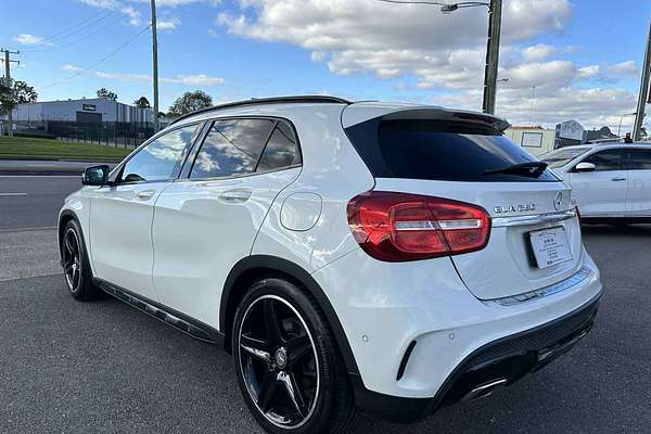 2015 Mercedes-Benz GLA-Class GLA250 X156