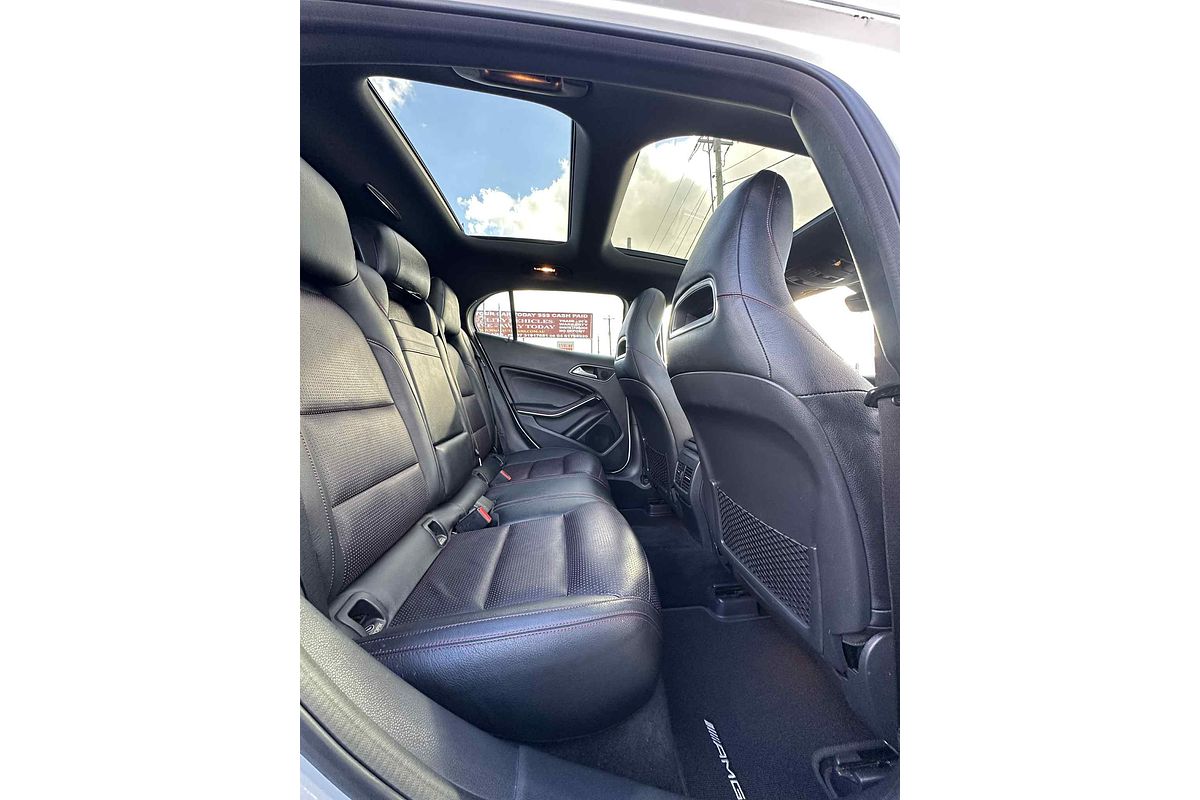 2015 Mercedes-Benz GLA-Class GLA250 X156