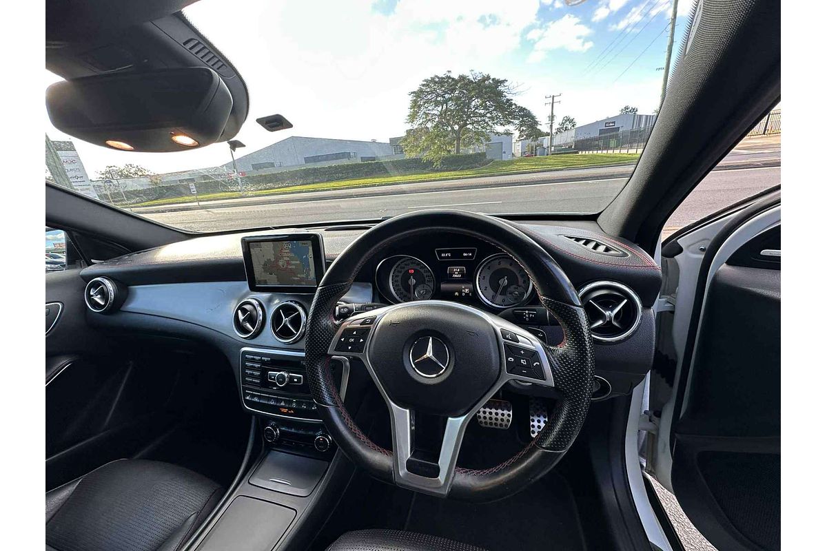 2015 Mercedes-Benz GLA-Class GLA250 X156