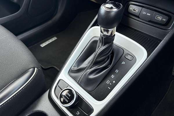 2022 Hyundai Venue Elite QX.V4