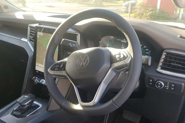 2024 Volkswagen Amarok TDI600 Style NF 4X4