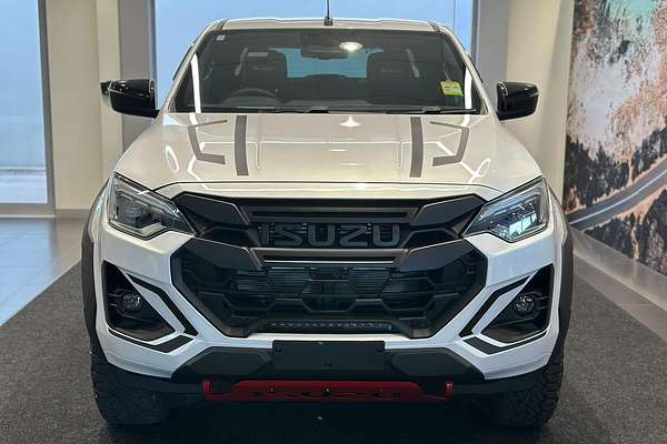 2025 Isuzu D-MAX BLADE 4X4
