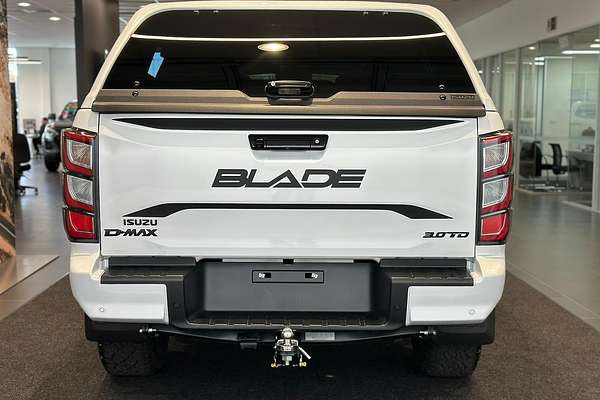 2025 Isuzu D-MAX BLADE 4X4