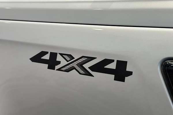 2025 Isuzu D-MAX BLADE 4X4