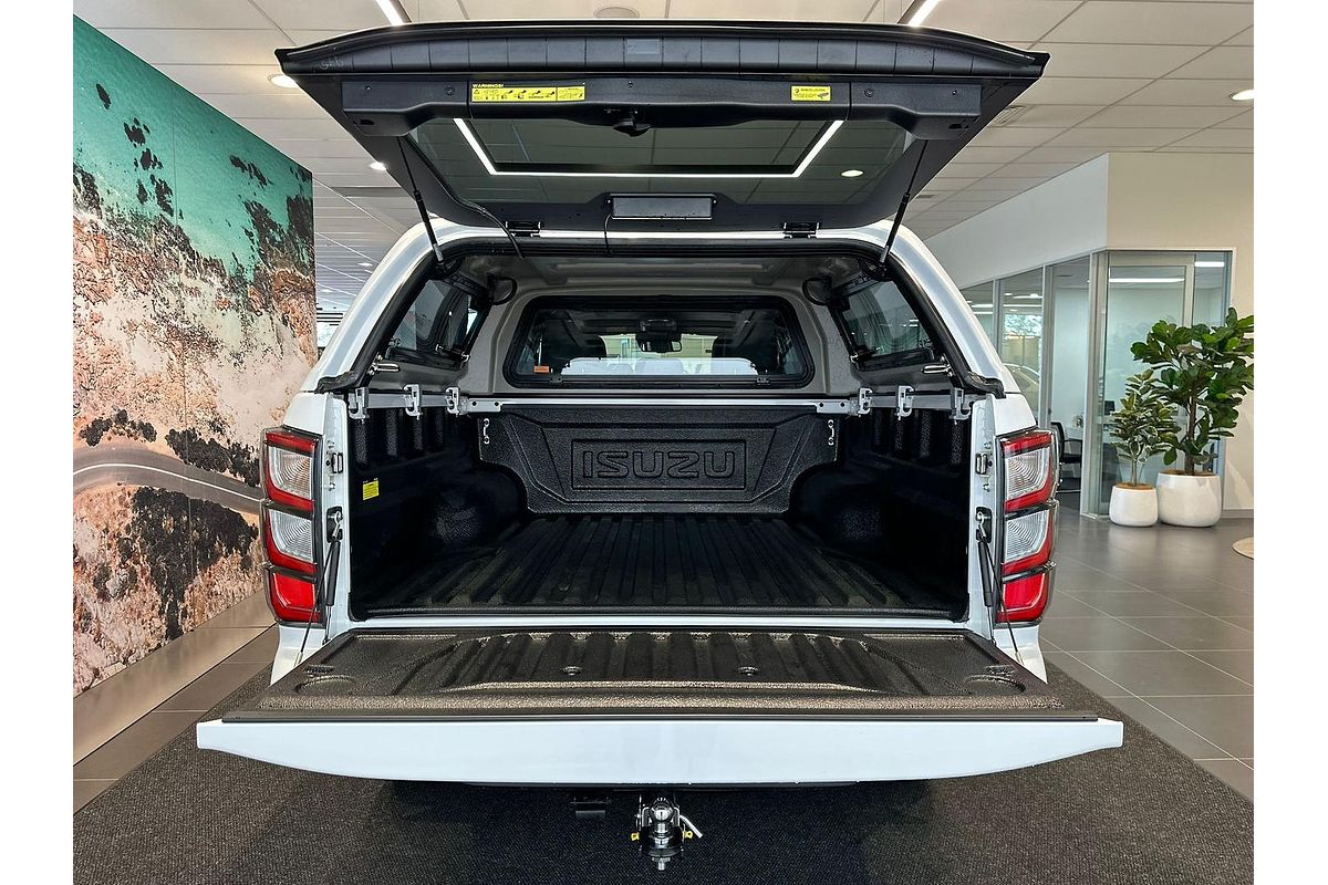 2025 Isuzu D-MAX BLADE 4X4