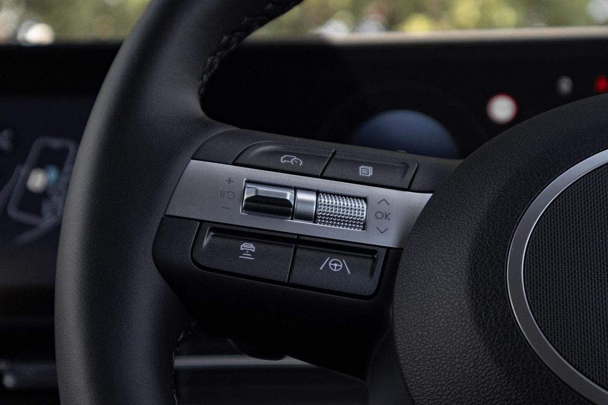 2025 Hyundai Kona Premium SX2.V2