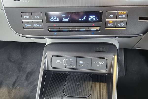2025 Hyundai Kona Premium SX2.V2